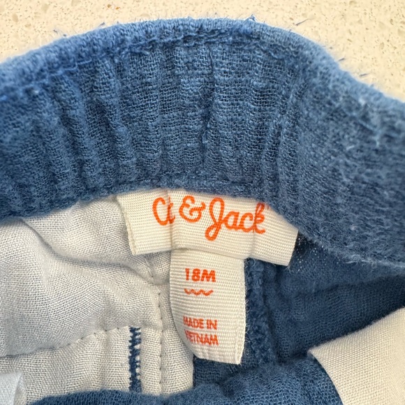 Cat & Jack Denim Blue Baby Shorts Size 18 Months 100% Cotton - Picture 3 of 4